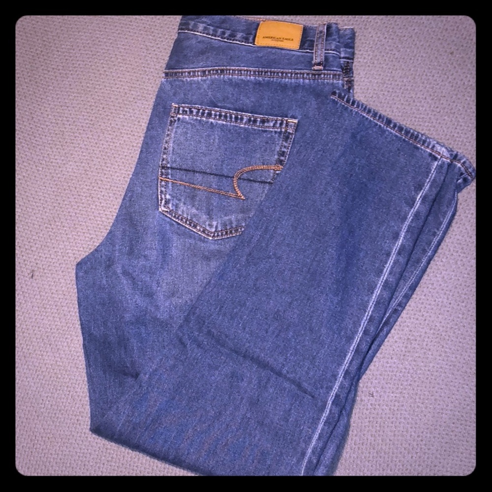 Women’s American eagle jeans